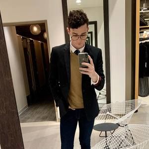 Meet your Posher, Michael